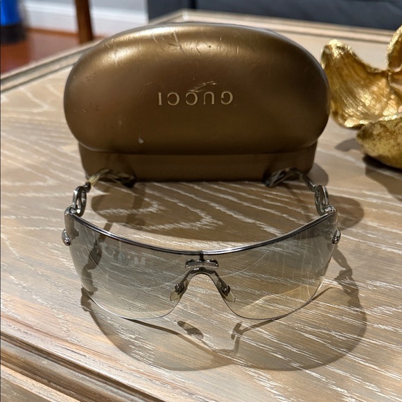 Gucci Silver-Tinted Sunglasses with Gold Case - Picture 1 of 6